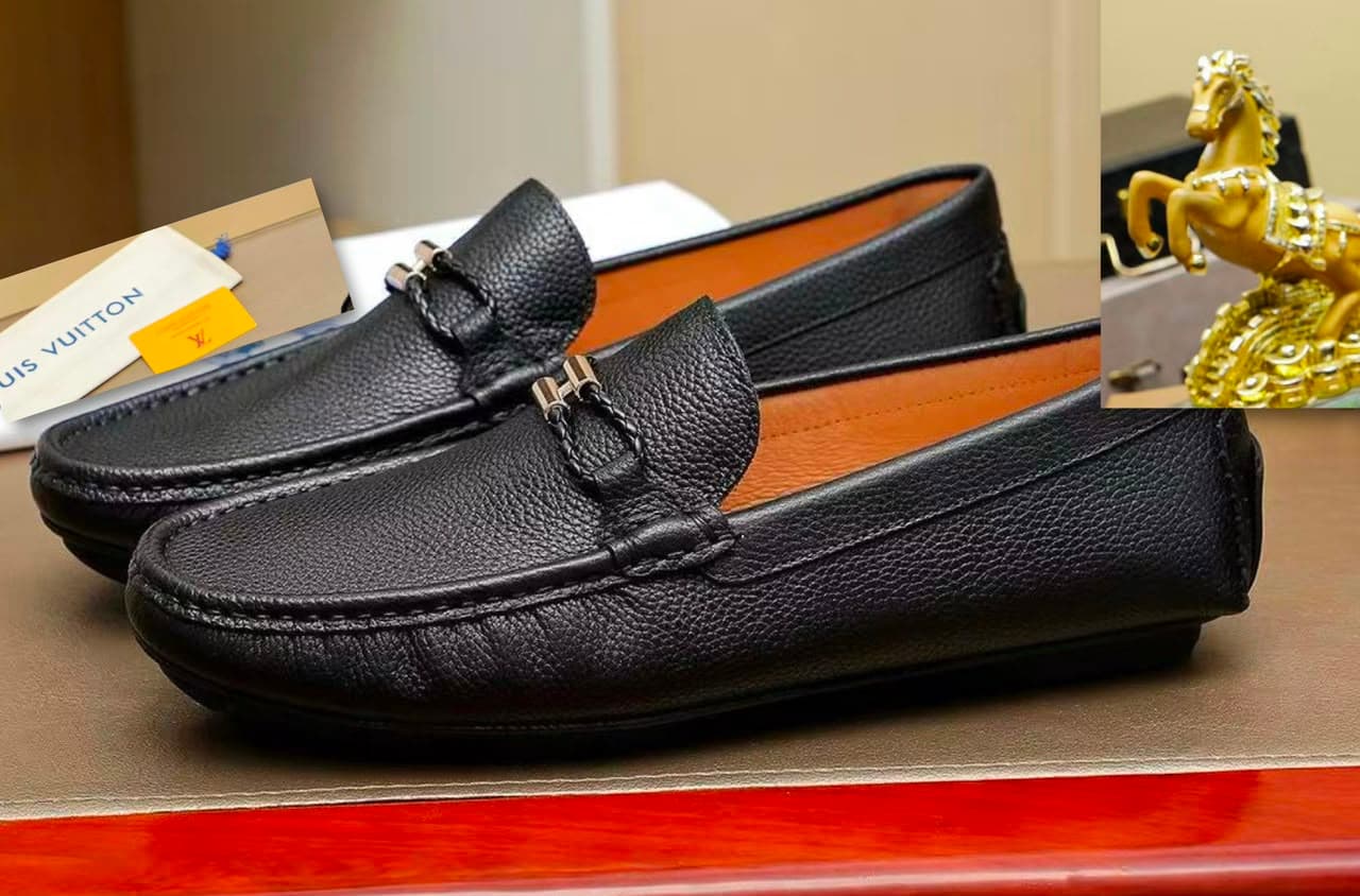 Louis Vuitton men Drivers footwear or shoe