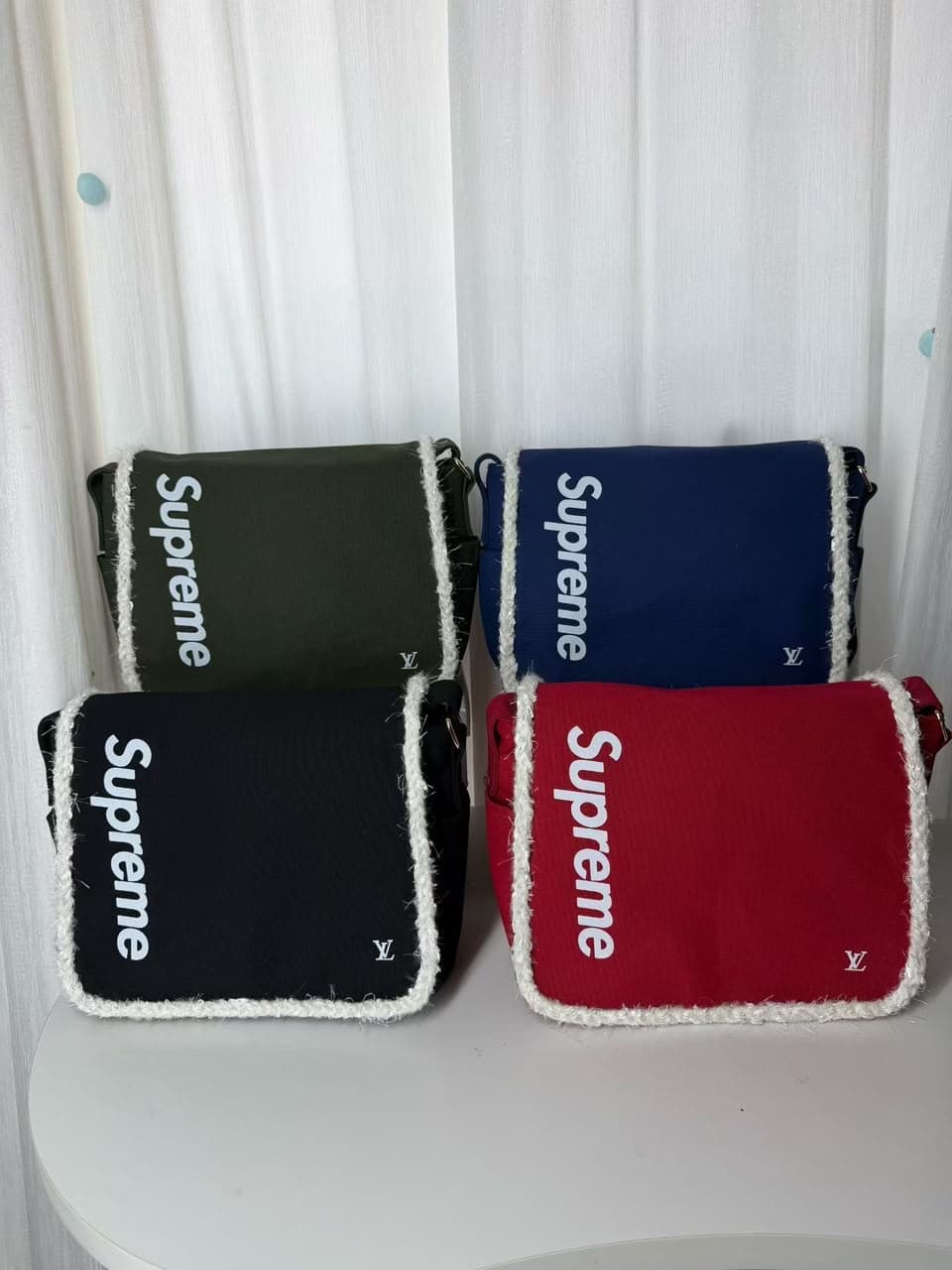 Supreme luxury crossing bag